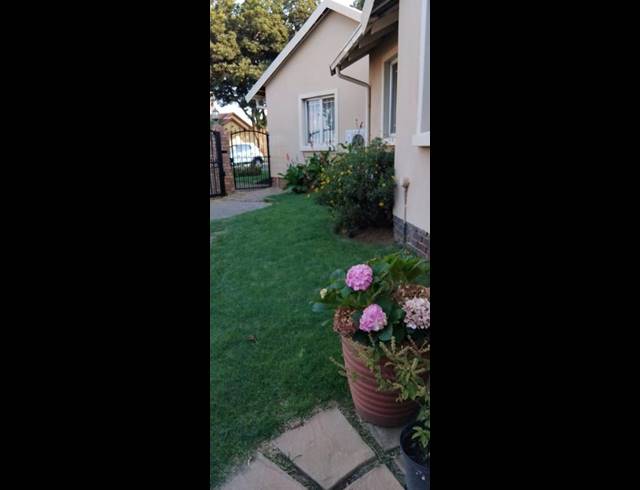 6 BEDROOM HOUSE FOR SALE IN ELANDSPARK